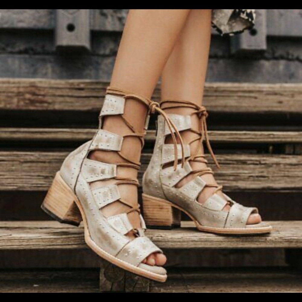 Free Bird Hazel sandals